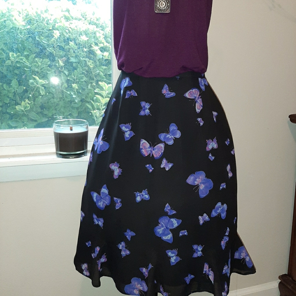Butterfly petite skirt